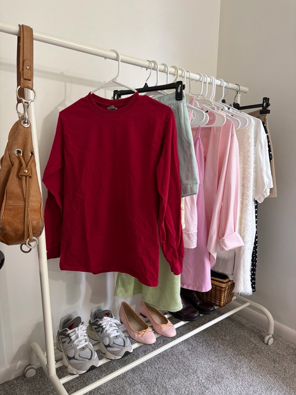 Women’s Long-Sleeve Crewneck Shirt in Deep Red